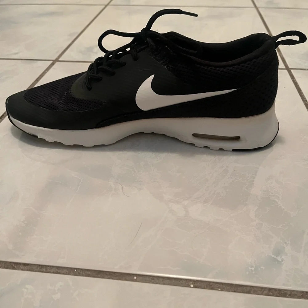 Nike Air Max Thea Running Shoes - Picture 2 of 8
